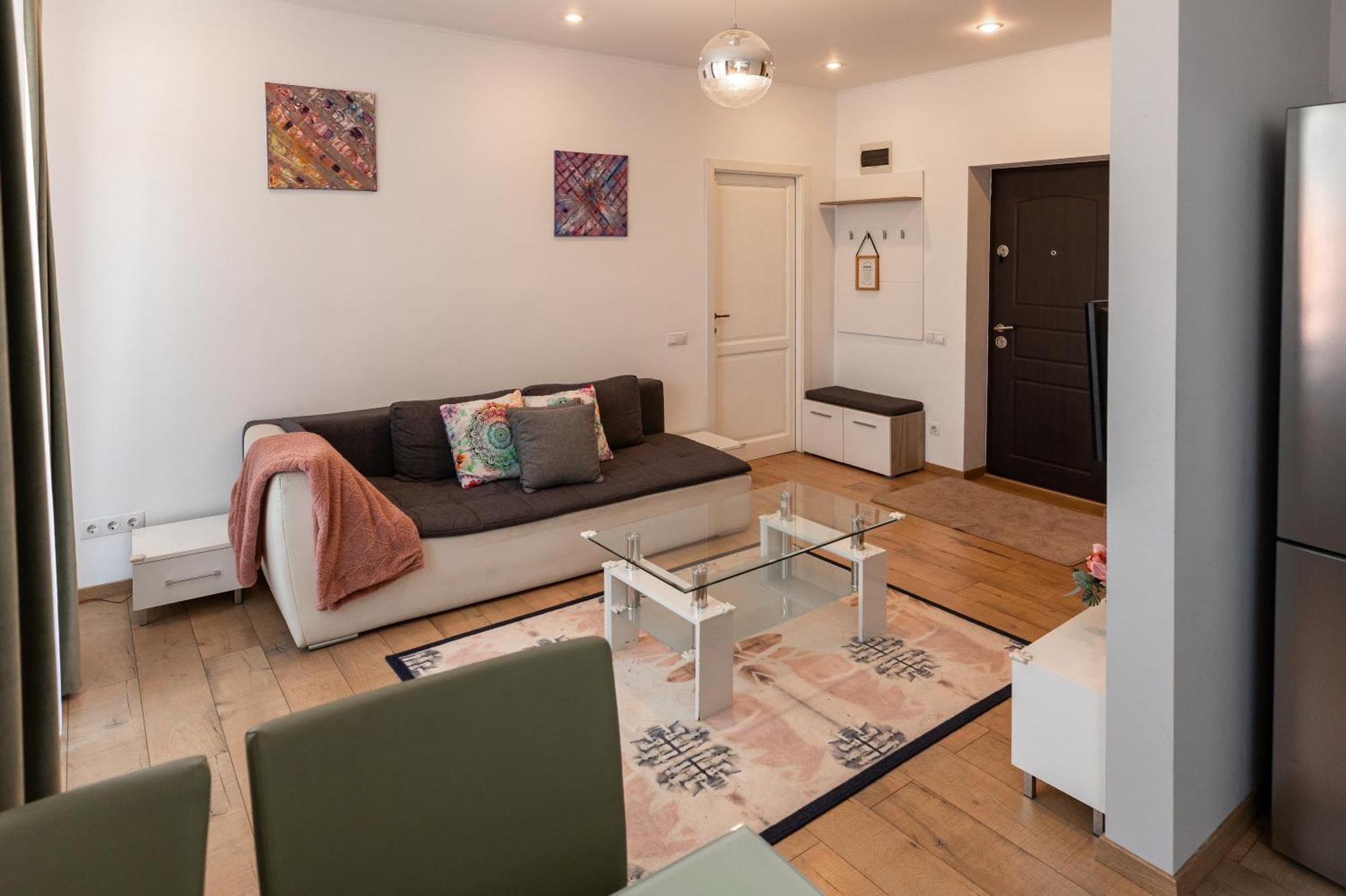 Salt Orchid Central Apartment Турда Екстериор снимка